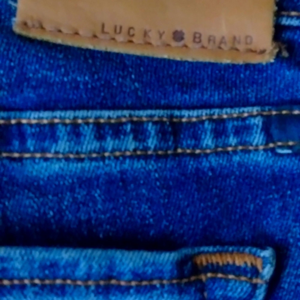 ."LUCKY BRAND" SWEET BOOT DENIM JEAN..LADIES 0/125 A